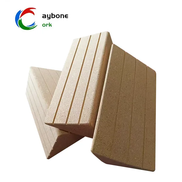 Триъгълен блок за йога от корк с висока плътност